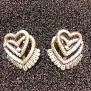 Heart Sterling silver screw-back earrings. Vintage. Stamped Mexico STERLING 411